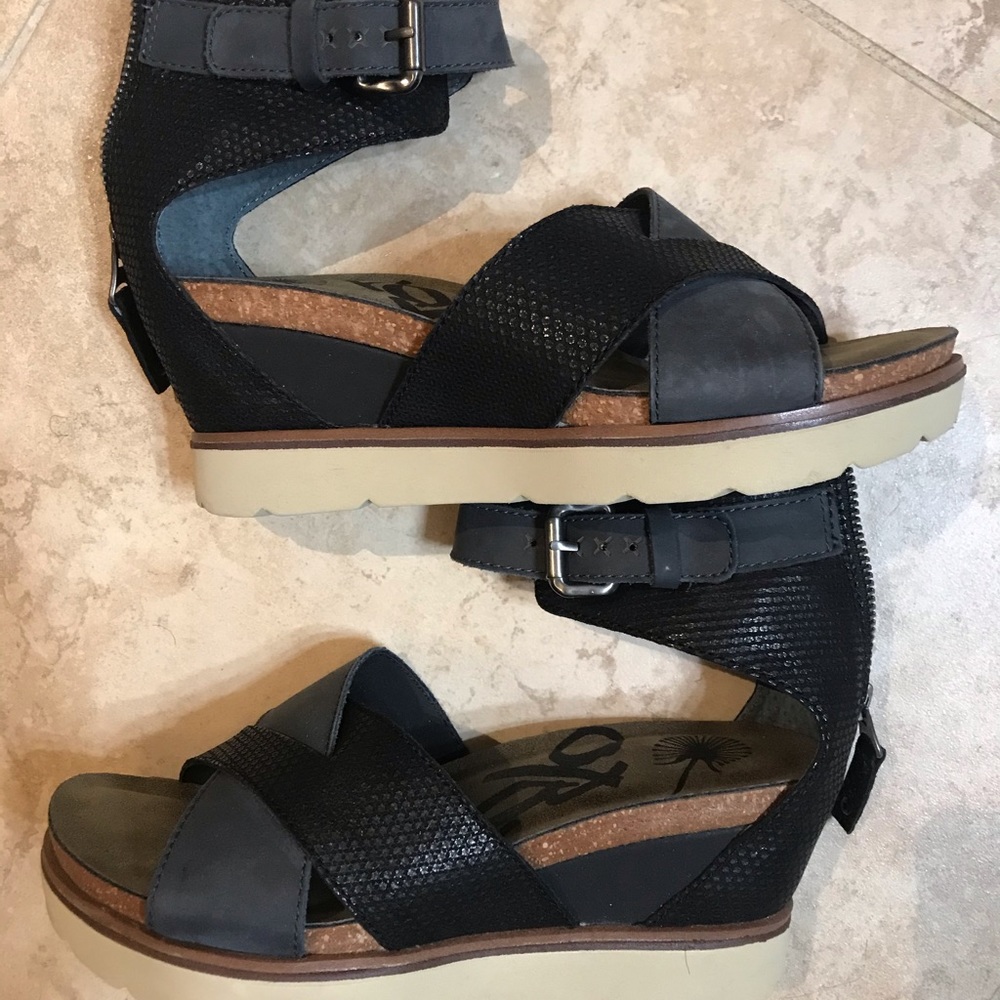 OTBT Teamwork Black Leather Sandals